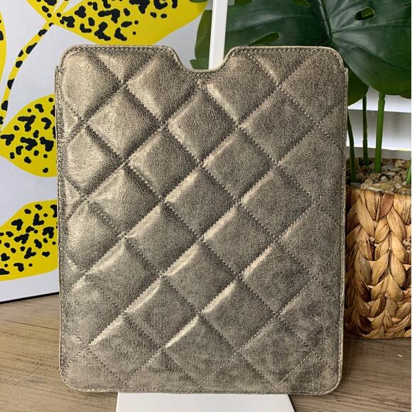 Michael Kors Metallic Broze Ipad Tablet Sleeve Slim - Picture 2 of 9